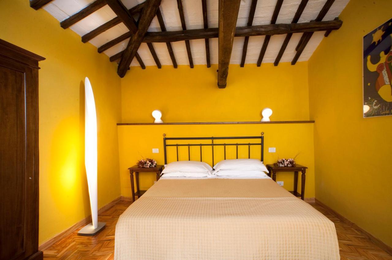 Hotel Charleston Сполето Екстер'єр фото