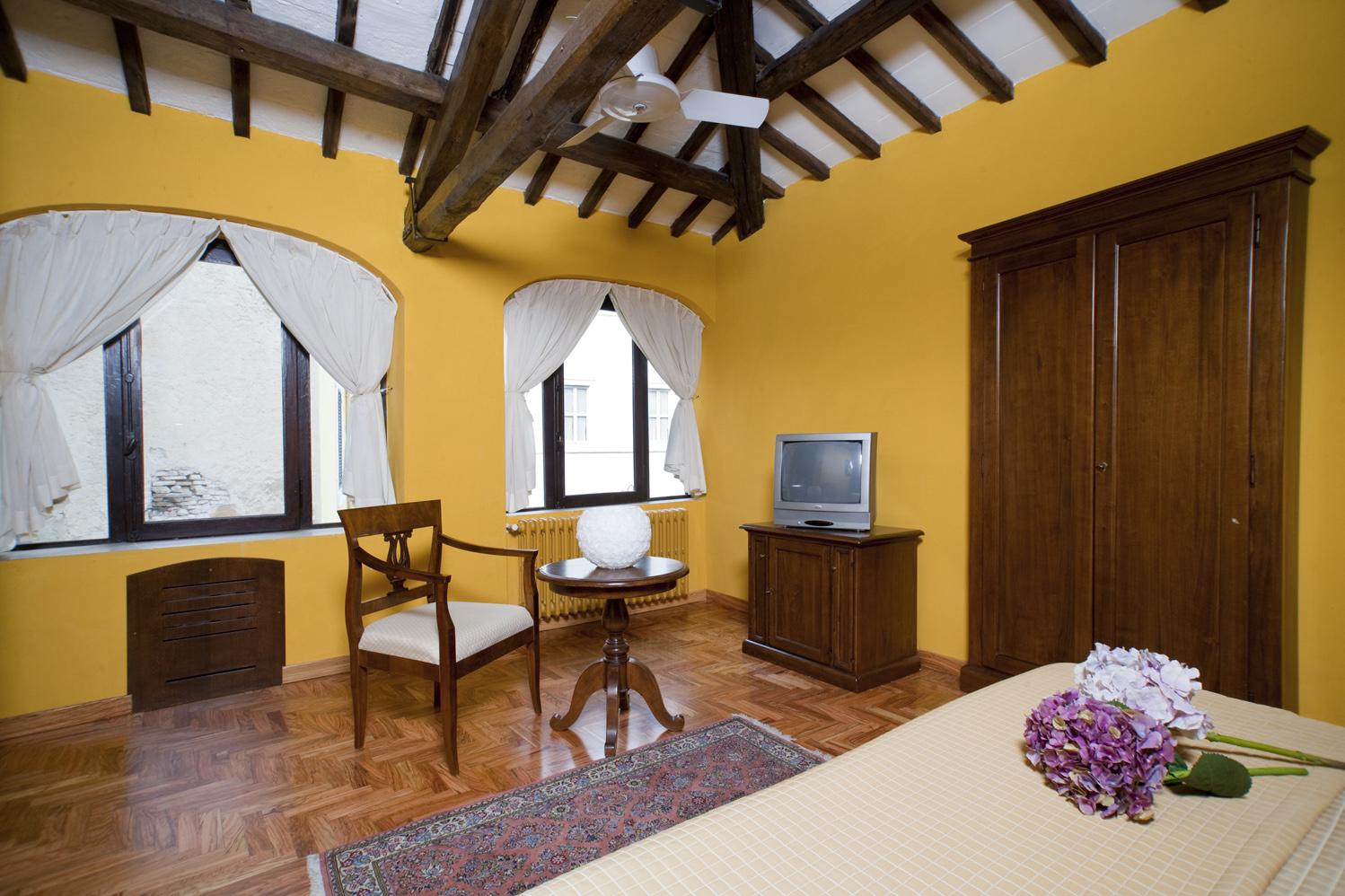 Hotel Charleston Сполето Екстер'єр фото